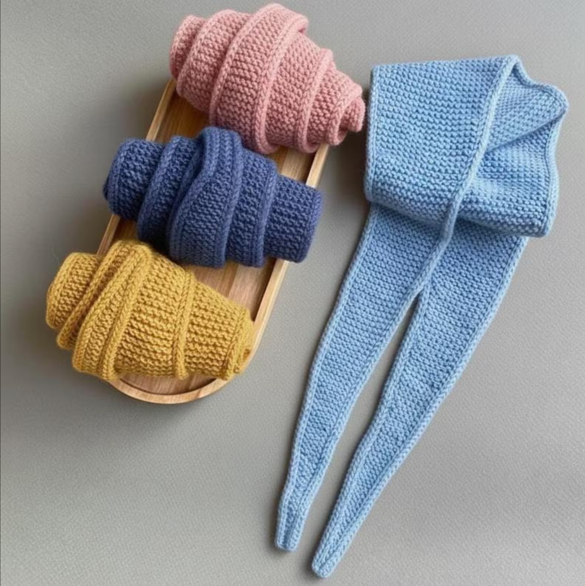 Sophie Scarf Knitting Pattern , Easy Beginner Knitting, Written PDF Tutorial in English (Small & Large Sizes)